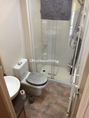 Oakdene Forest Park, Ref 8593