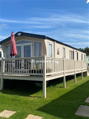 Weeley Bridge Holiday Park, Ref 8674