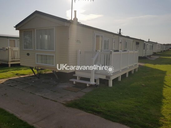 Cayton Bay Caravan Park, Ref 869