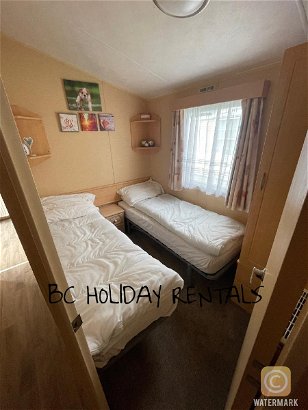 Sunnymede Caravan Park, Ref 8744