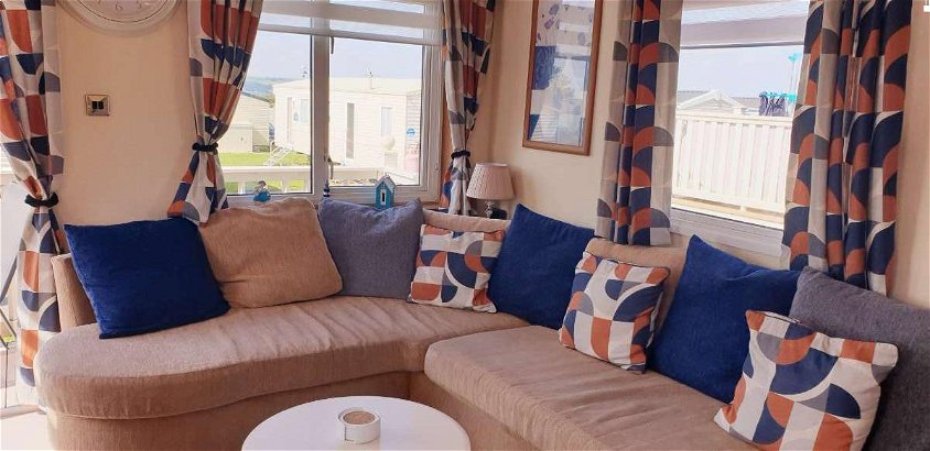 Blue Dolphin Holiday Park, Ref 902