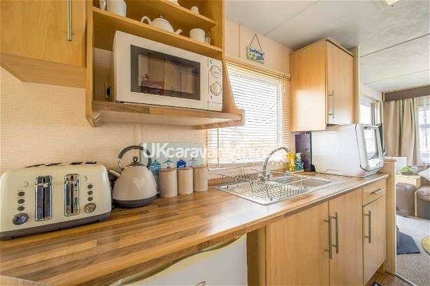 Lyndale Caravan Park, Ref 9237