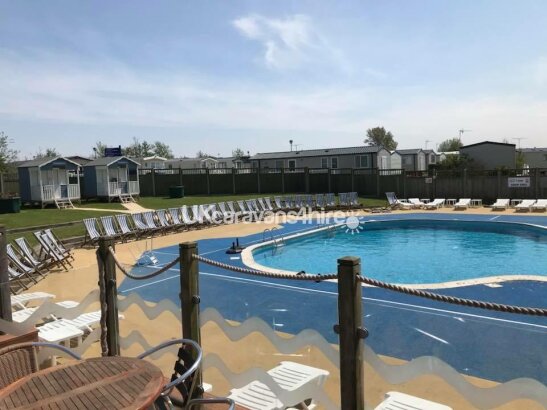 Hopton Holiday Village, Ref 9306