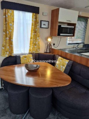 Ladys Mile Caravan Park, Ref 9308