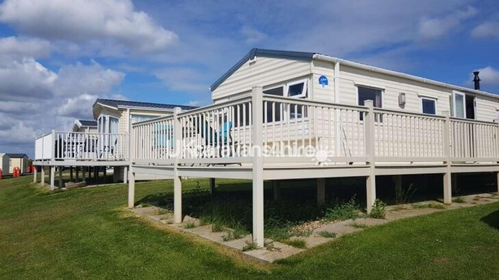 Blue Dolphin Holiday Park, Ref 9445