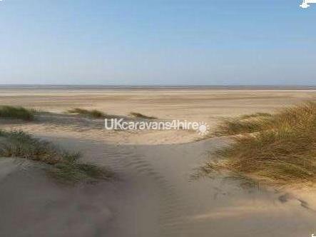 Pinewoods Holiday Park, Ref 9516
