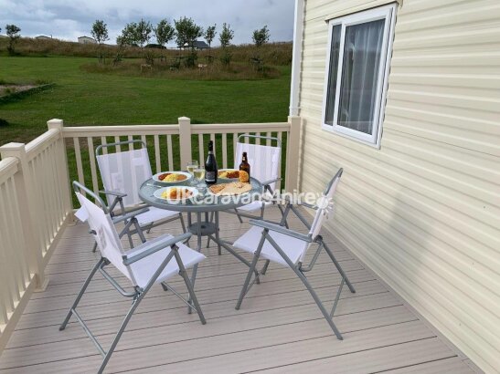 Blue Dolphin Holiday Park, Ref 9739