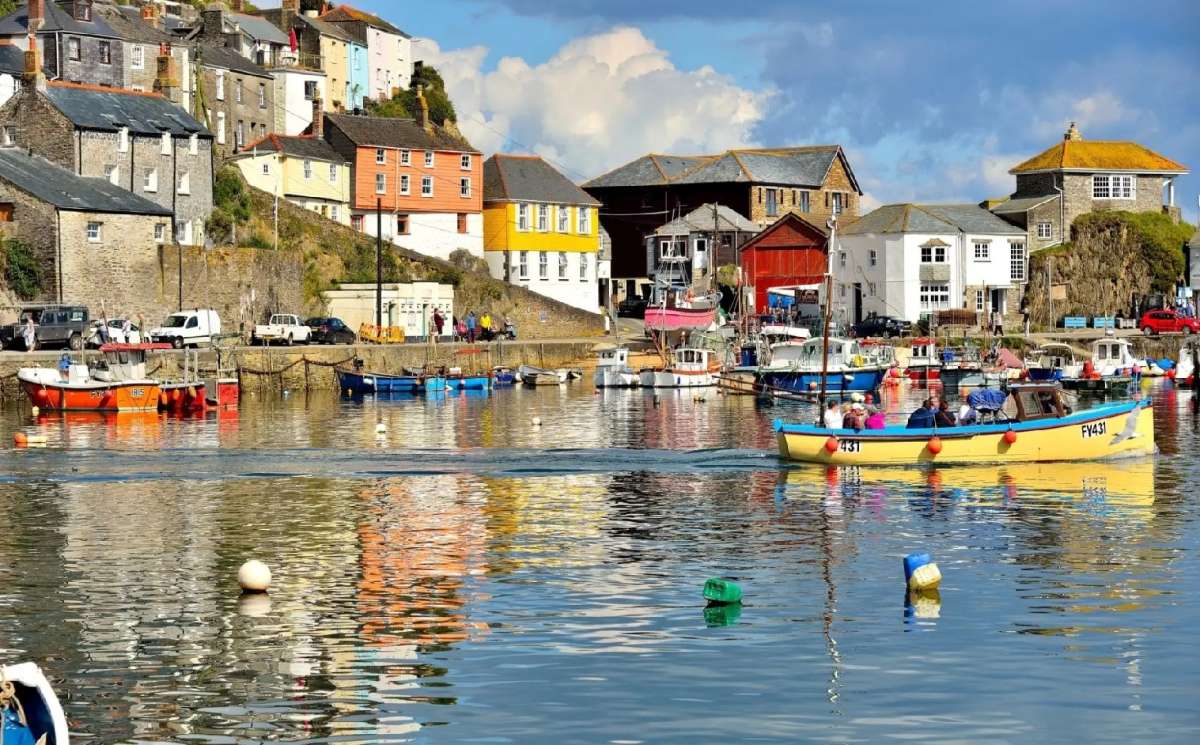 Just a short 15 minute trip from the park, you’ll find the beautiful and quaint fishing village of Mevagissey.