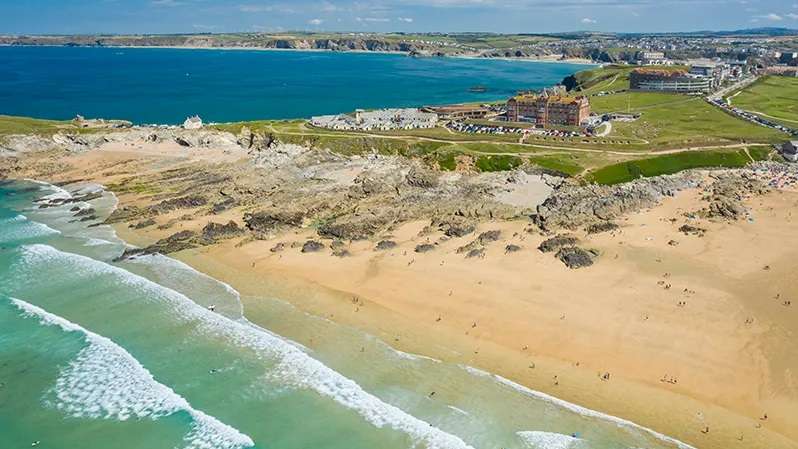 Just 30 minutes away is Newquay, on Cornwall’s Atlantic Coast, and home to the famous Fistral beach.