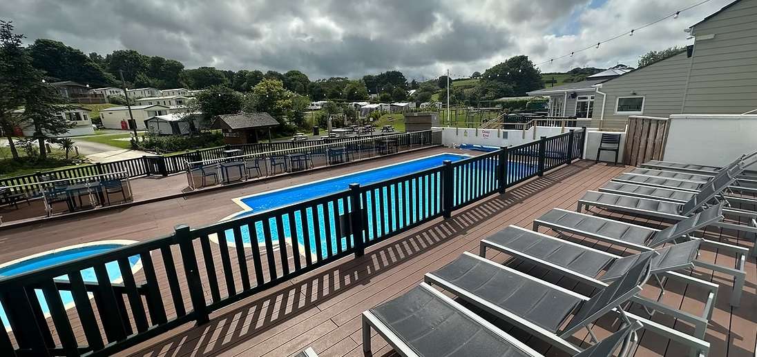 Heated outdoor pool. Open mid-May to September (10:00 am - 6 pm during school holidays).