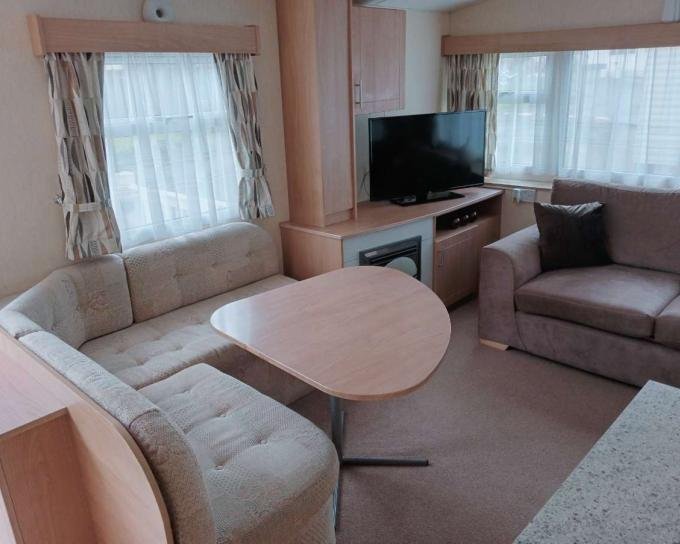 Cross Park Holiday Village Hire Private Caravan In Kilgetty