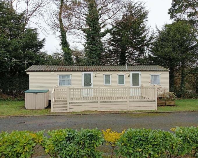 Cross Park Holiday Village Hire Private Caravan In Kilgetty